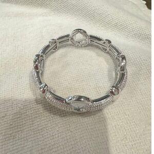 Stretch Bracelet Women OS Silver Excellent Textured Interlocking Ring